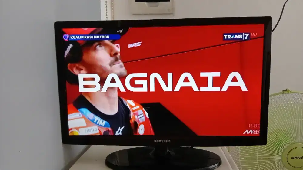 TV LED Samsung 24 inch