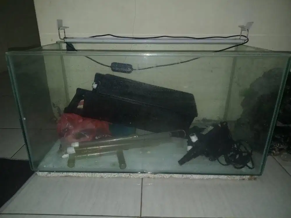 Aquarium set tinggal pasang