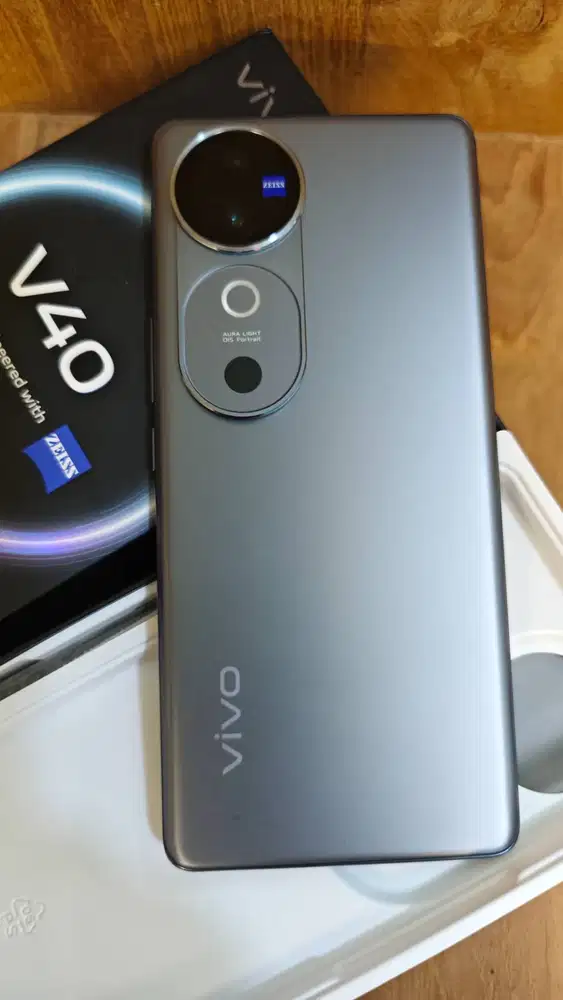 Vivo V40 5g 12/256 second resmi Jan 2026
