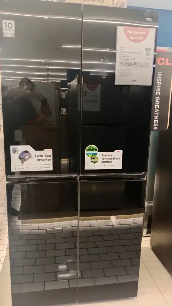 KULKAS TCL 4 PINTU 541 LTR