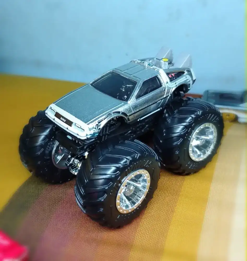 Hot Whells Monster