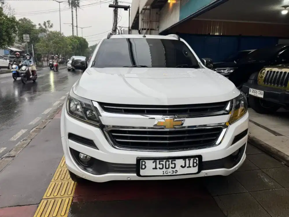 Chevrolet trail blazer diesel 2017 AT pajak on Siap pakai