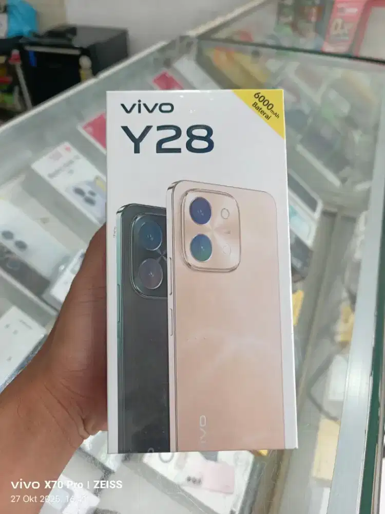 VIVO Y28 8/256 Baru
