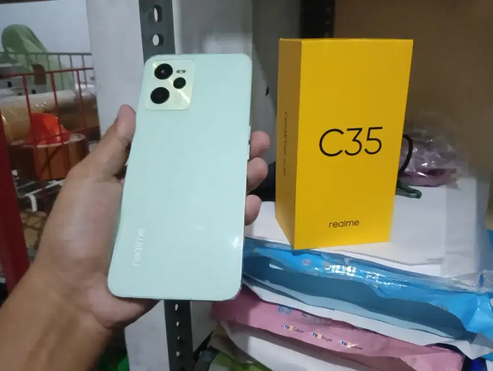Realme c35 4/128 komplit