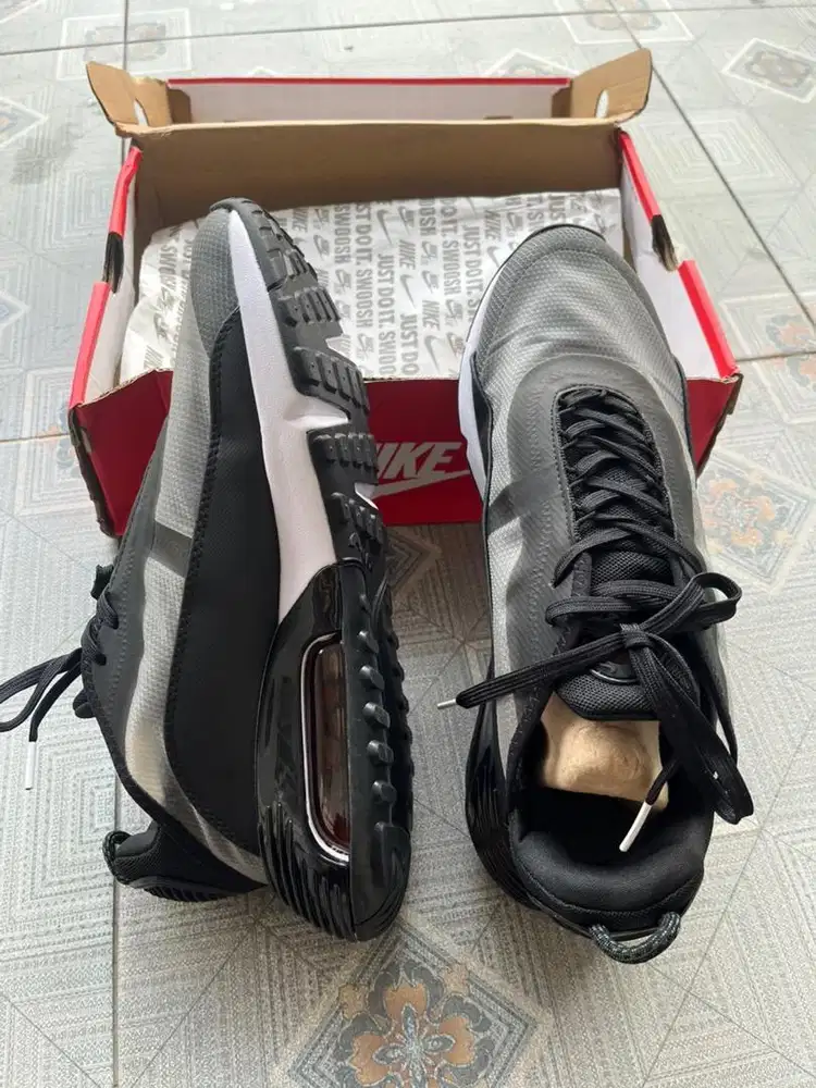Sepatu Nike Air Max 2090 - Bisa Nego