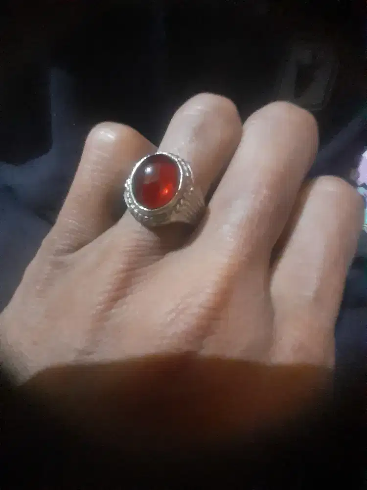 Batu merah garnet