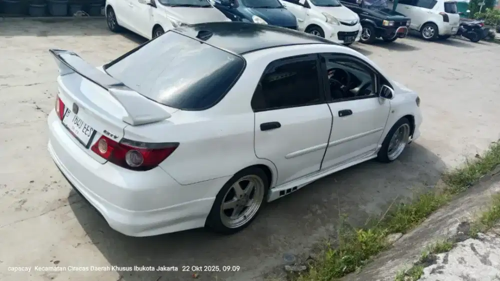 Dijual cepat mobil Honda City