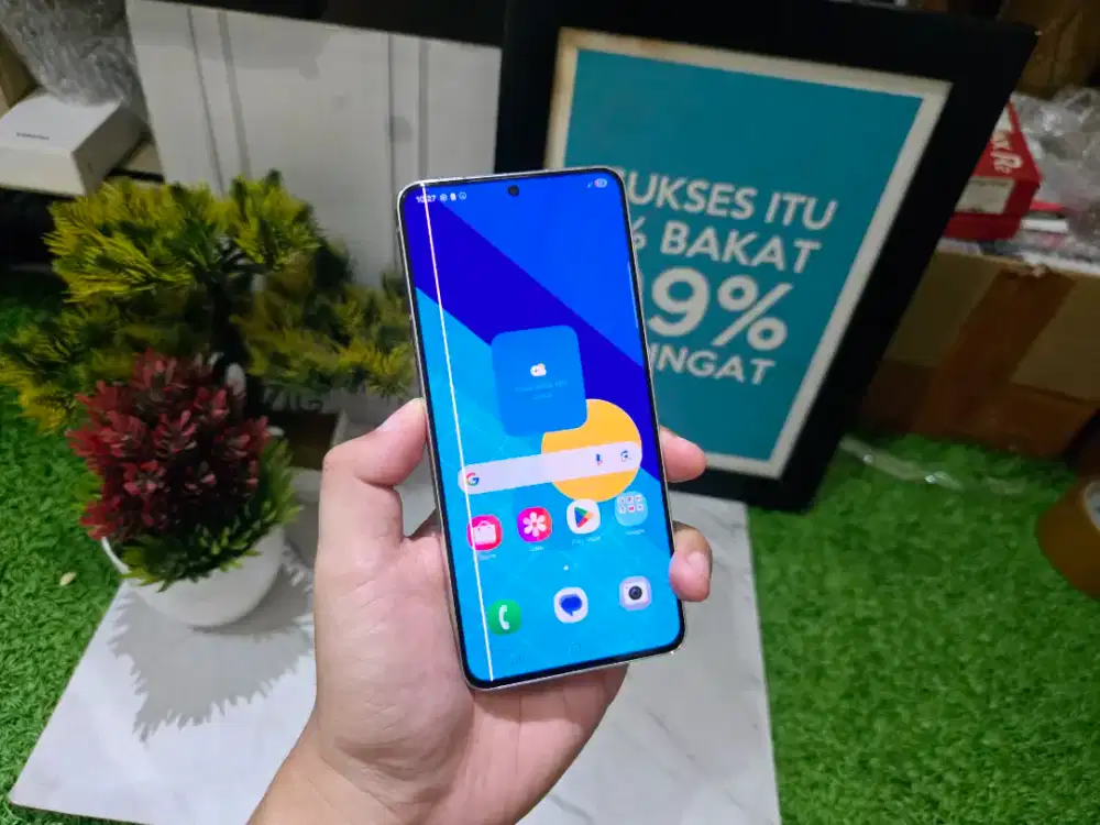 SAMSUNG S21 5G WHITE RAM 8/256GB DUALSIM RESMI INDO