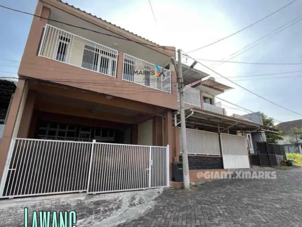 Rumah Megah Modern semi Furnished dekat sekolah & pasar di Lawang