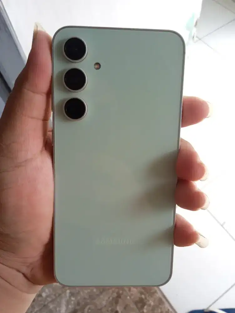 Samsung S23 FE ( 8/ 256 GB ) SEIN