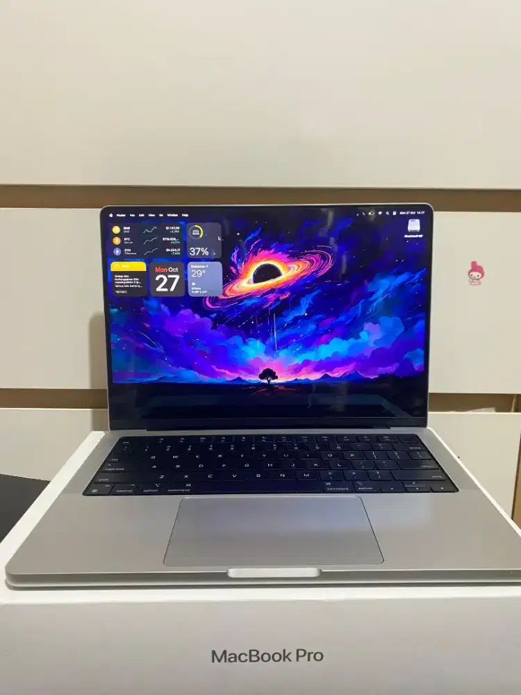 Jual macbook pro M1 2021