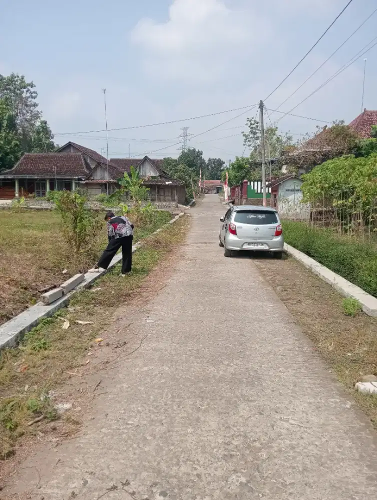 Kavling dekat SD N 2 Glonggong