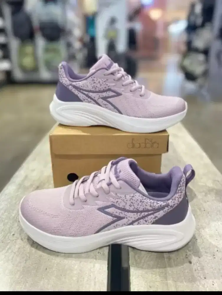 Sepatu diadora run size 38 murah