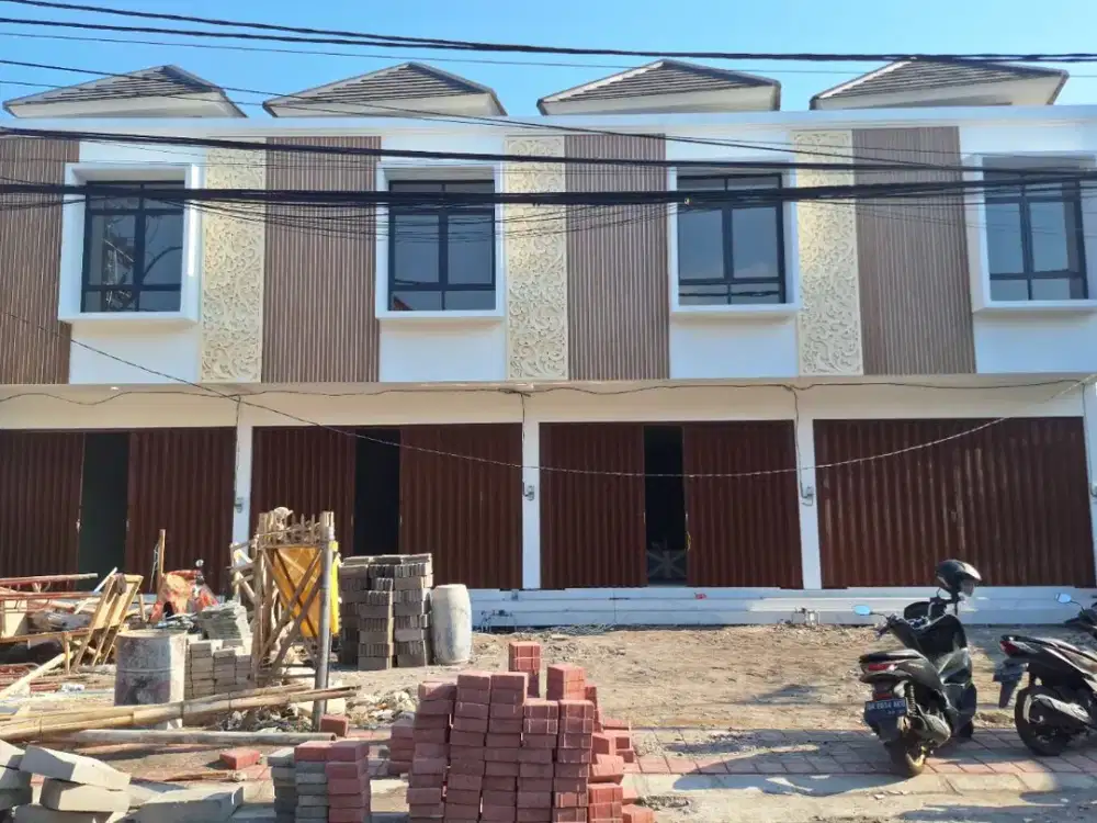 RUKO BARU SIAP PAKAI 2 LANTAI 500 METER DARI PANTAI KUTA BALI