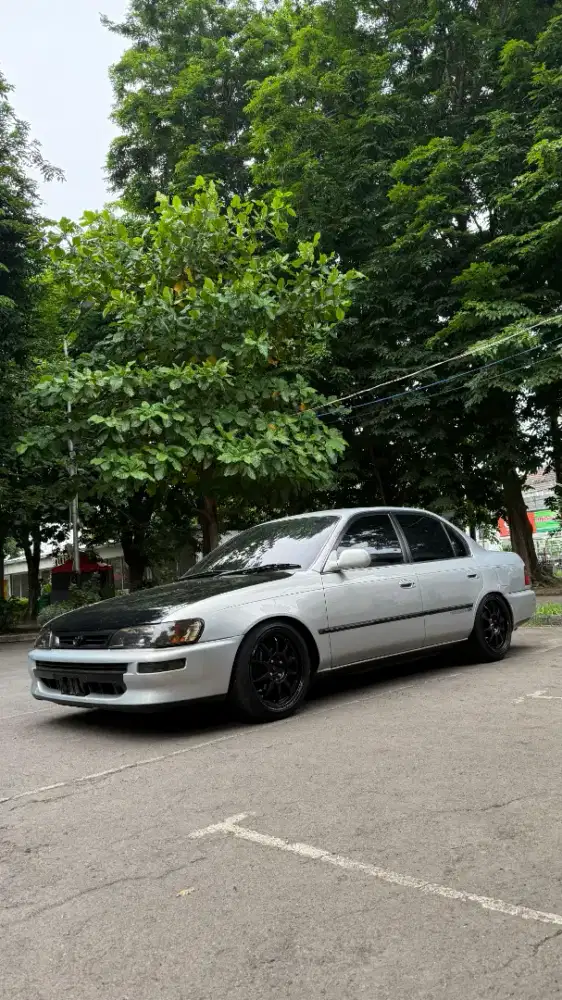 Great Corolla 1994 M/T Silver