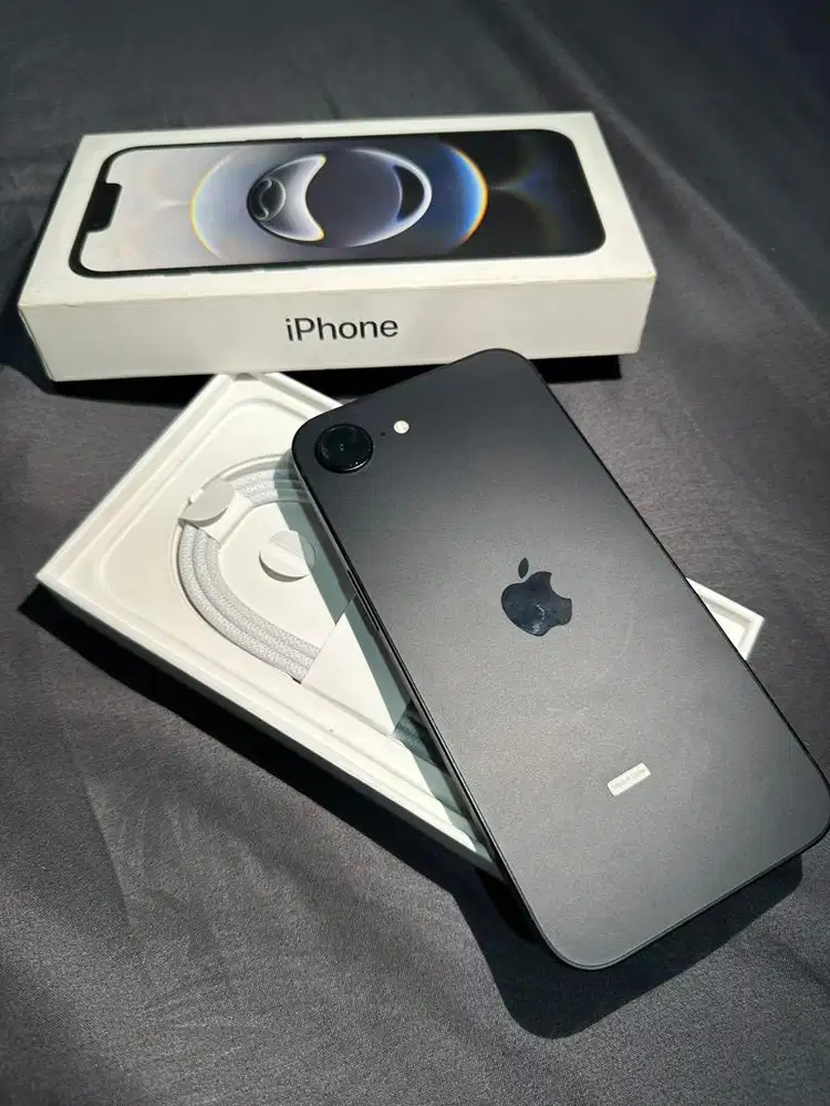 iPhone 16e 128 iBox