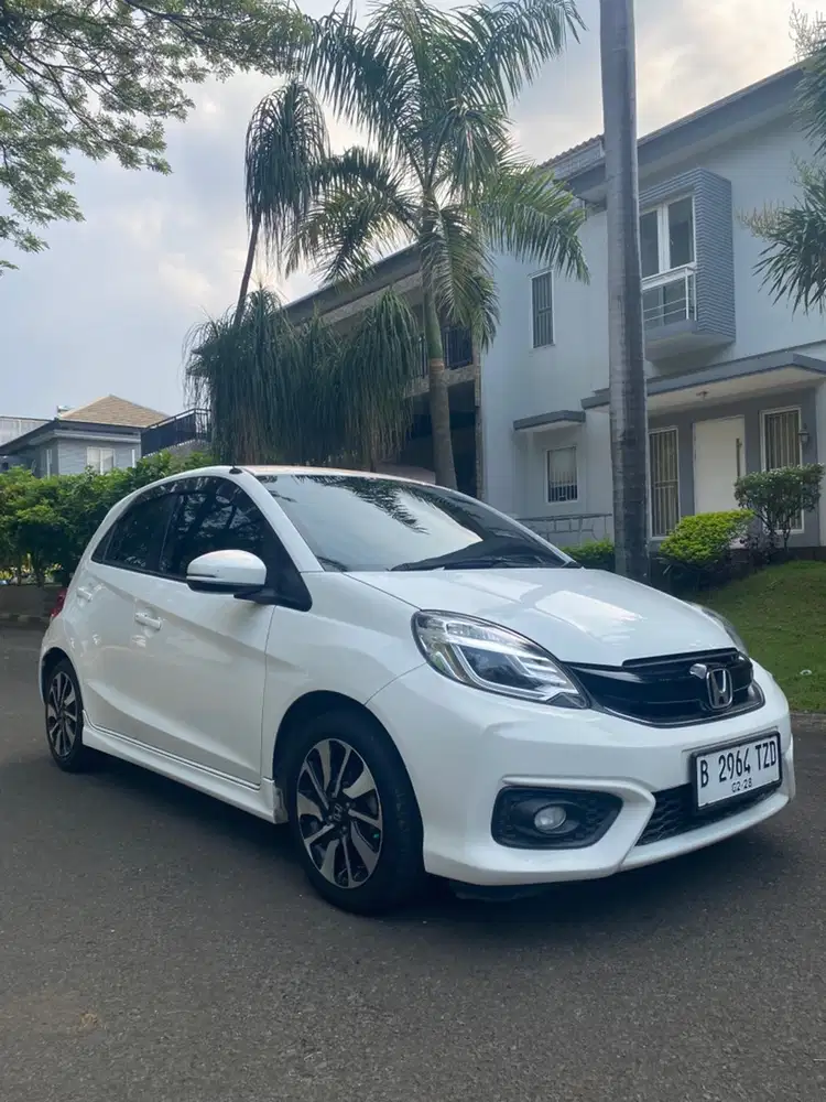 Km 23rb . Cash BRIO RS 2018 FACELIFT SERVICE RECORD