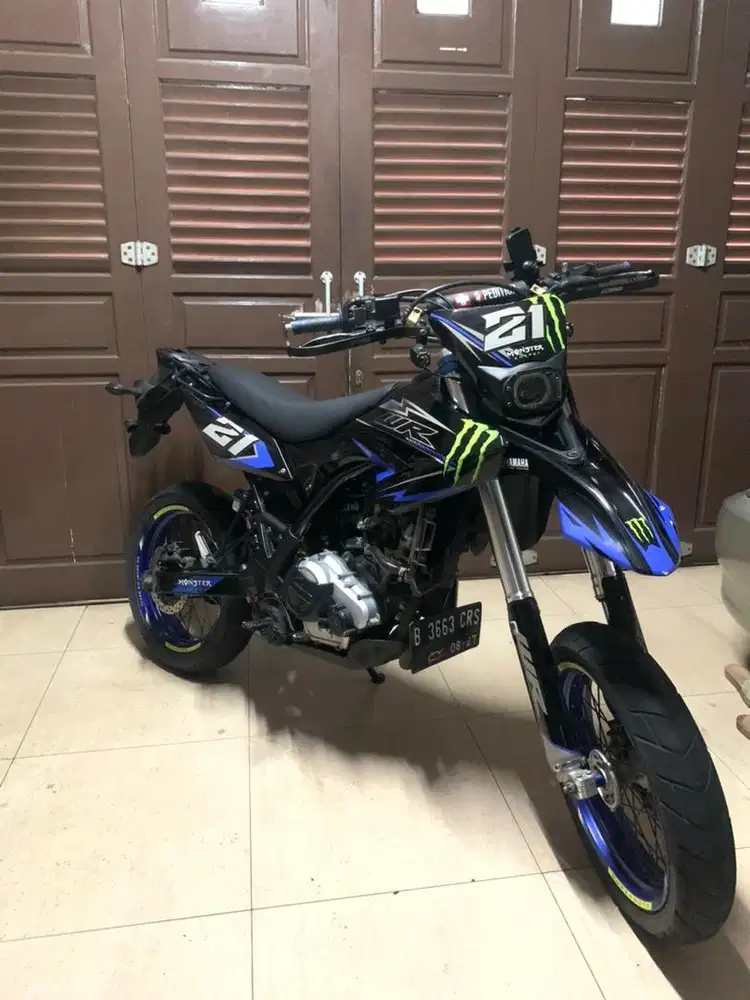 Yamaha wr155 hitam