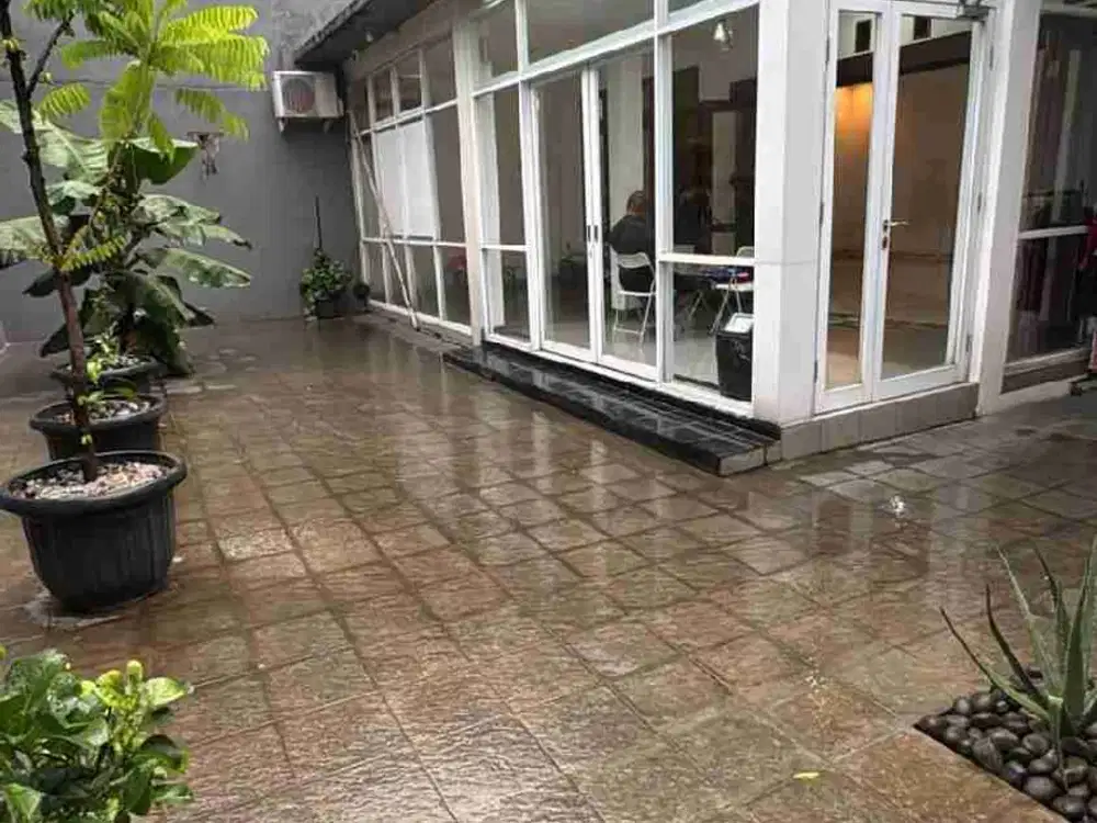 Dijual Rumah LT 300 Bisa utk Usaha Grand Galaxy Bekasi Selatan