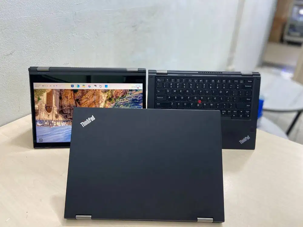 Laptop 2in1 Lenovo Yoga X380 Core i7g8 16/512GB mulus sekolah kuliah