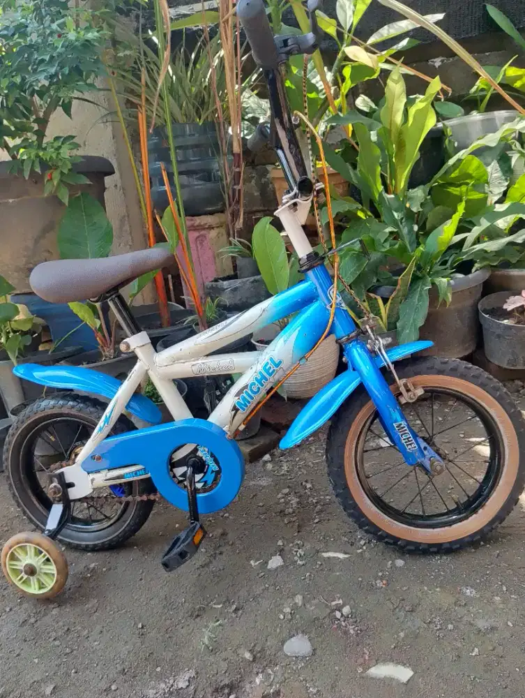 Sepeda R.12 merk Michel siap pakai