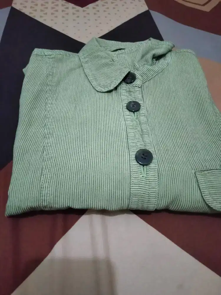 Kemeja crop top