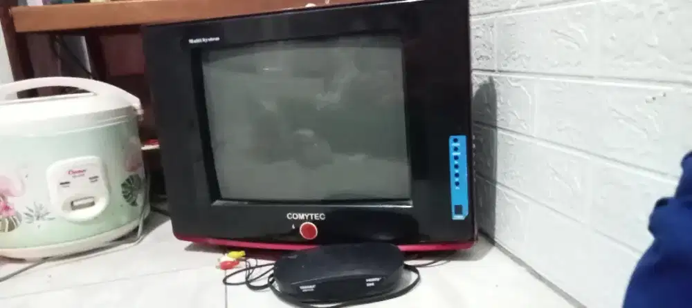 Tv dan set top box tanaka