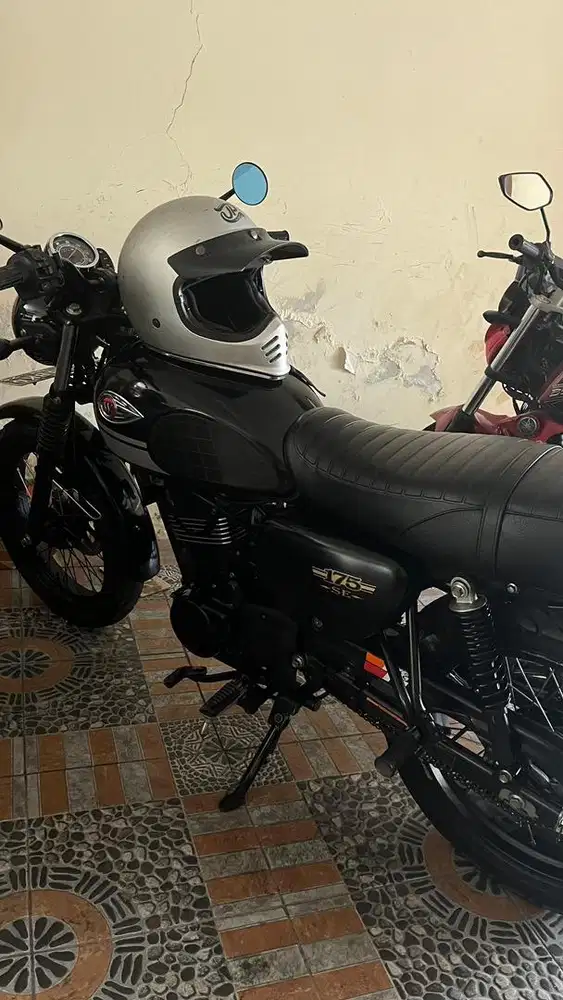Kawasaki w175 2019 - kondisi mulus, Pajak Hidup (Pajak Januari)