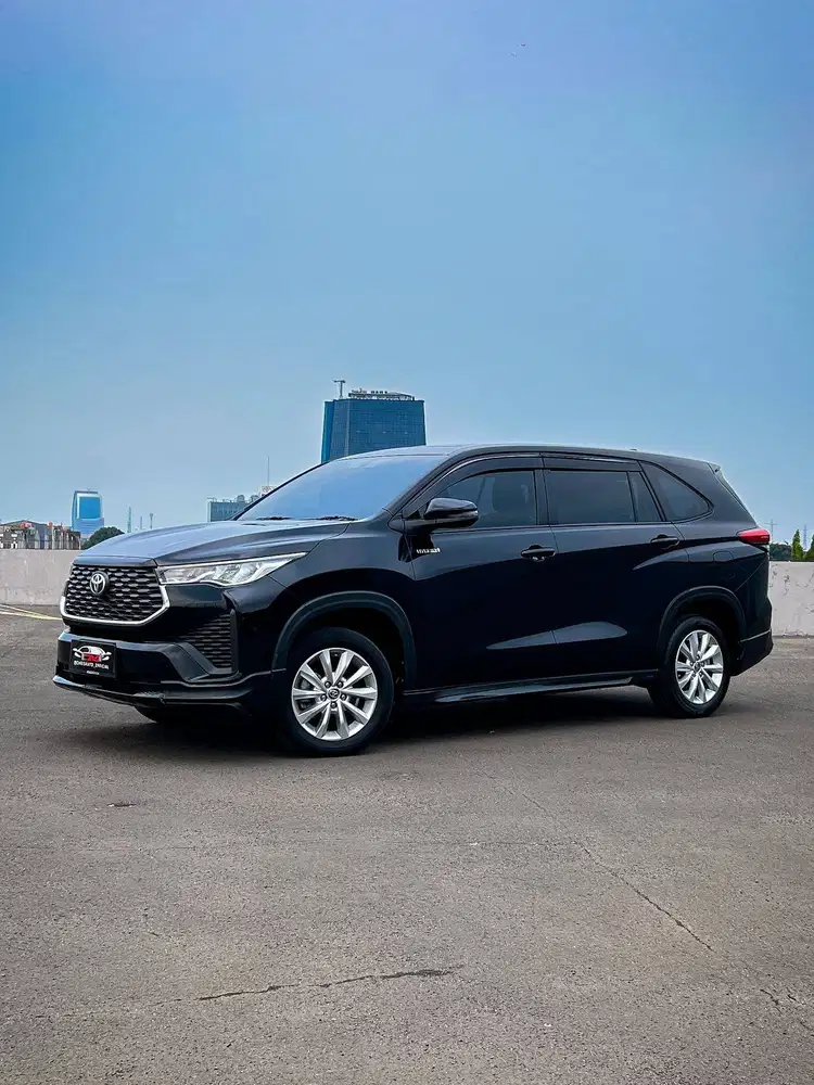 TOYOTA INNOVA ZENIX V HYBRID MODELLISTA (2024)