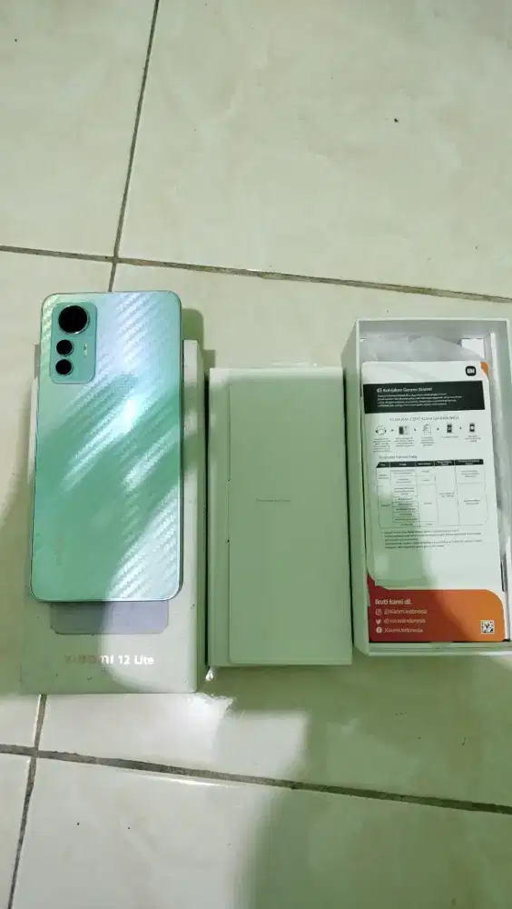 Xiomi m12 lite 5g ram 8/256