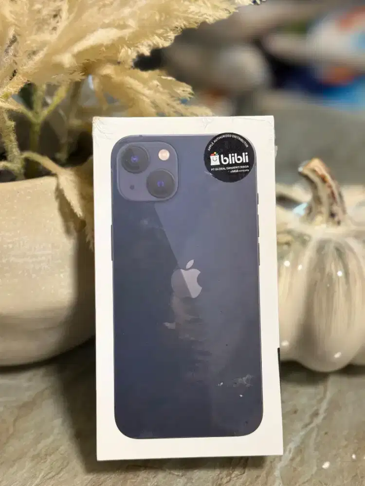 Iphone 13 128GB midnight NEW