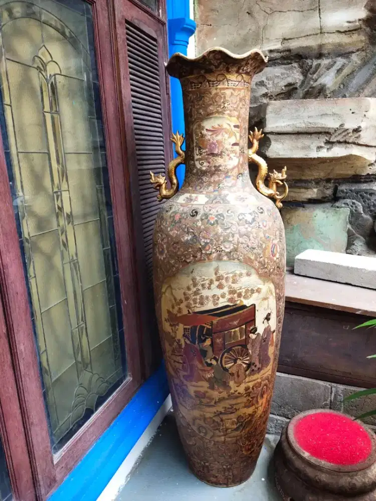 Guci cina bisa nego tipis