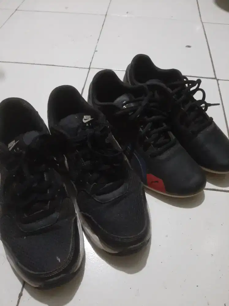 Jual sepatu bekas ori murah 3 pasang