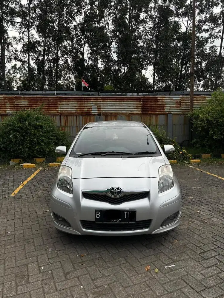 Toyota Yaris 2012 Bensin
