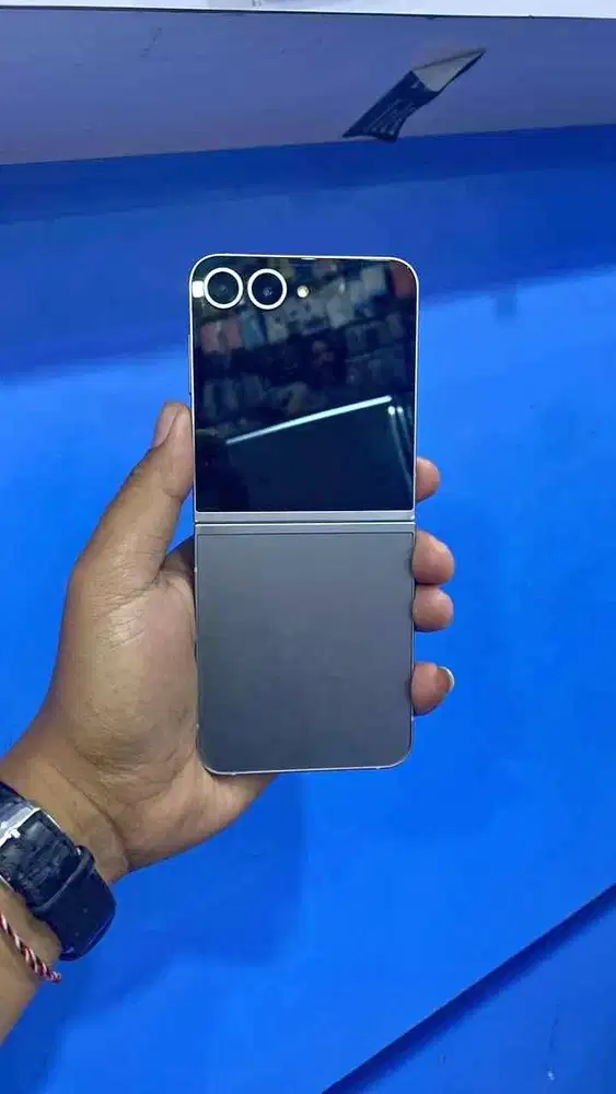 Samsung Z Flip 6 8/256 Sein Fullset Normal