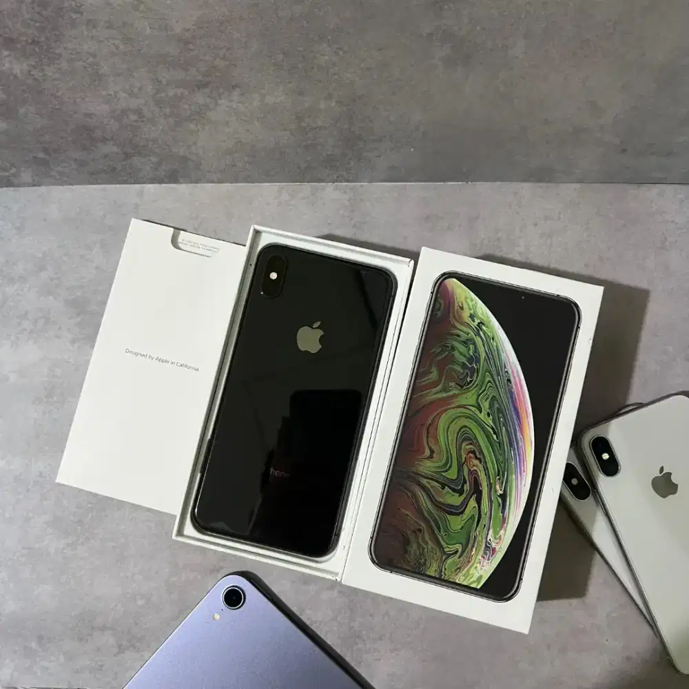 iPhone xsmax 64gb