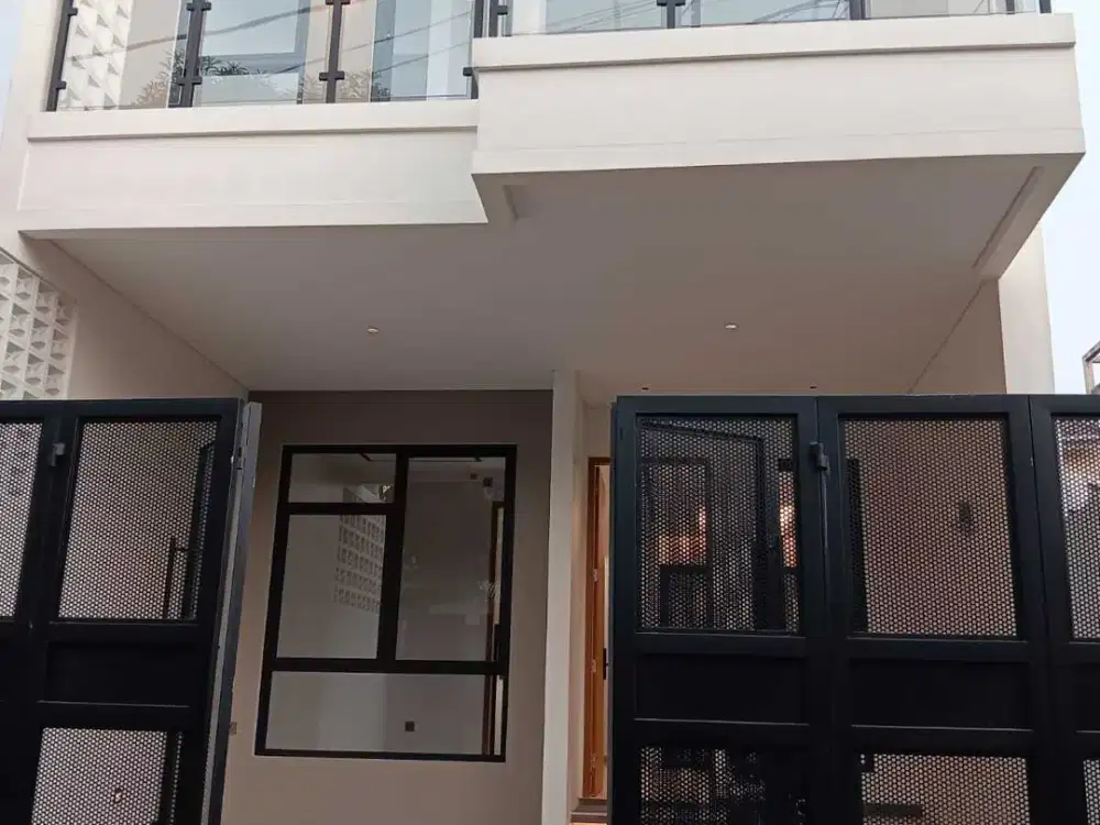 Termurah Rumah Baru 2 1/2 Lantai Siap Huni Dekat Matoa Residence Jakse