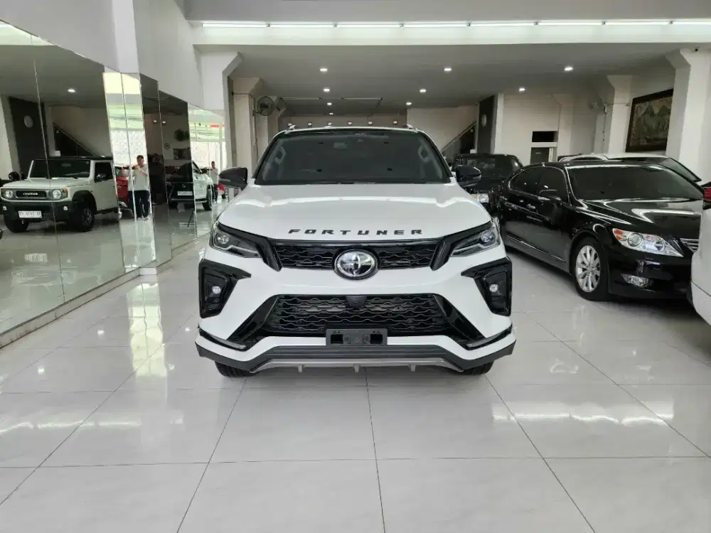 Fortuner 2.8 VRZ TSS 4x2 A/T GR-Sport 2024 km5rb