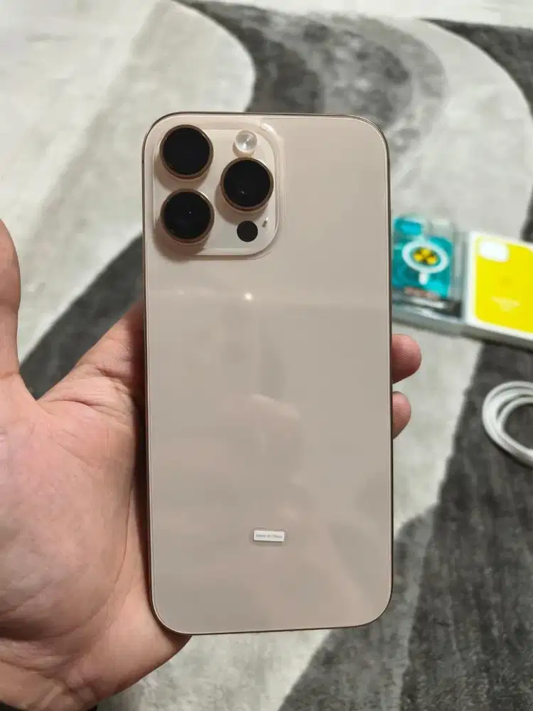 Iphone 16 Pro Max 1TB Dessert Titanium