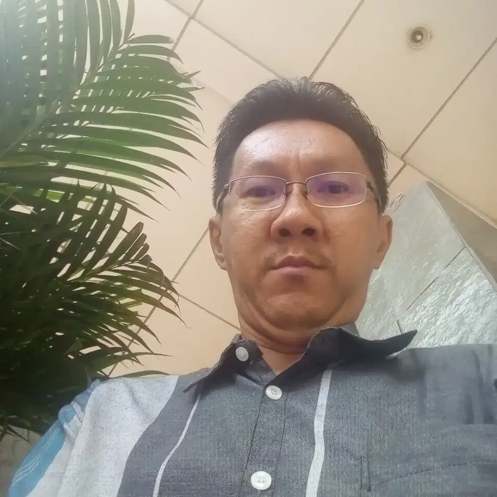 Mencari lowongan kerja adm/accounting