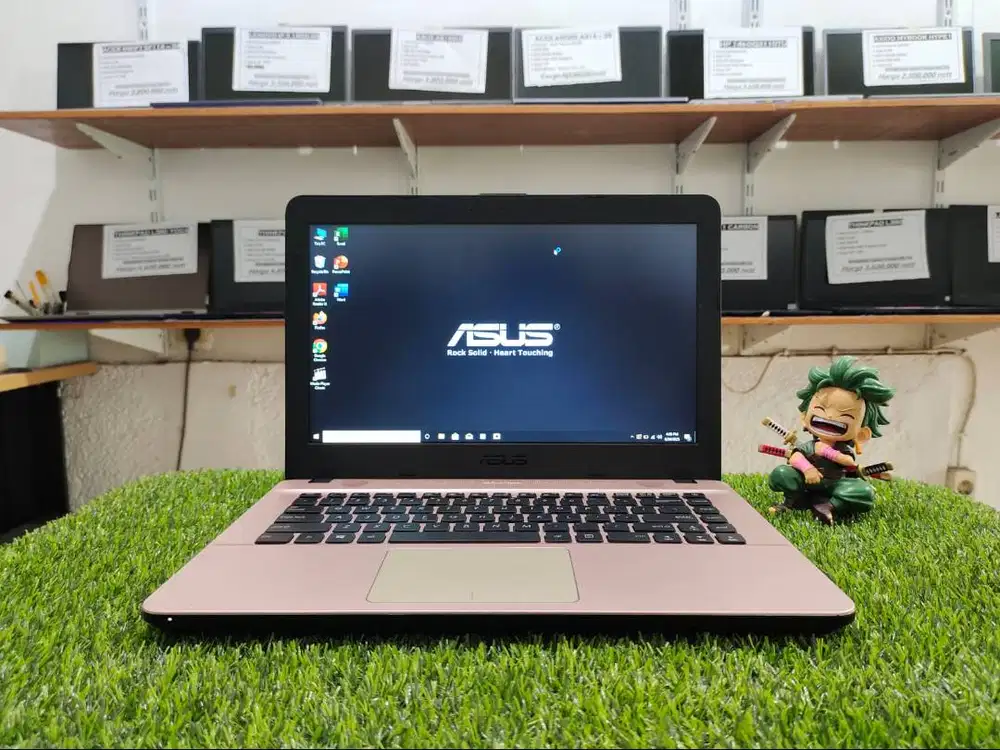 Laptop bekas ASUS X441UB Intel Core i5-8250U Ram 4GB