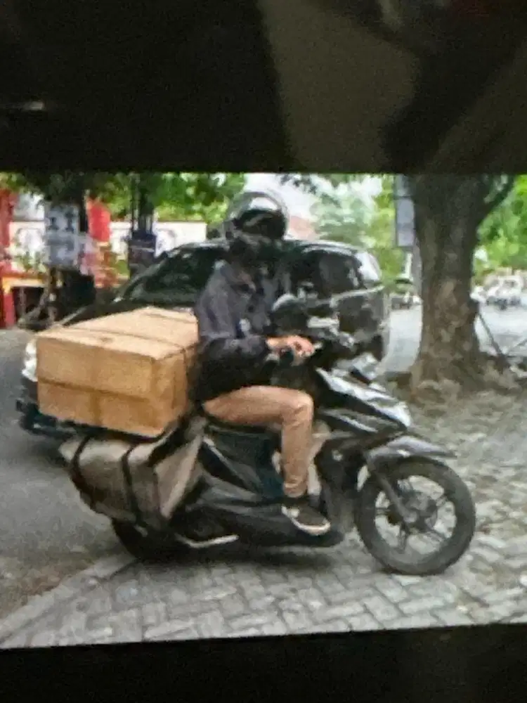 Kurir antar bahan baku jualan ukm (wilayah kota tangerang, cikokol)