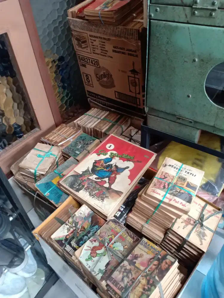 Buku cerita silat jadul koleksi pribadi