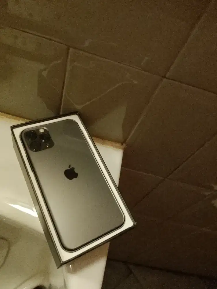 Iphone 11 pro max 256gb baru sangat mewa