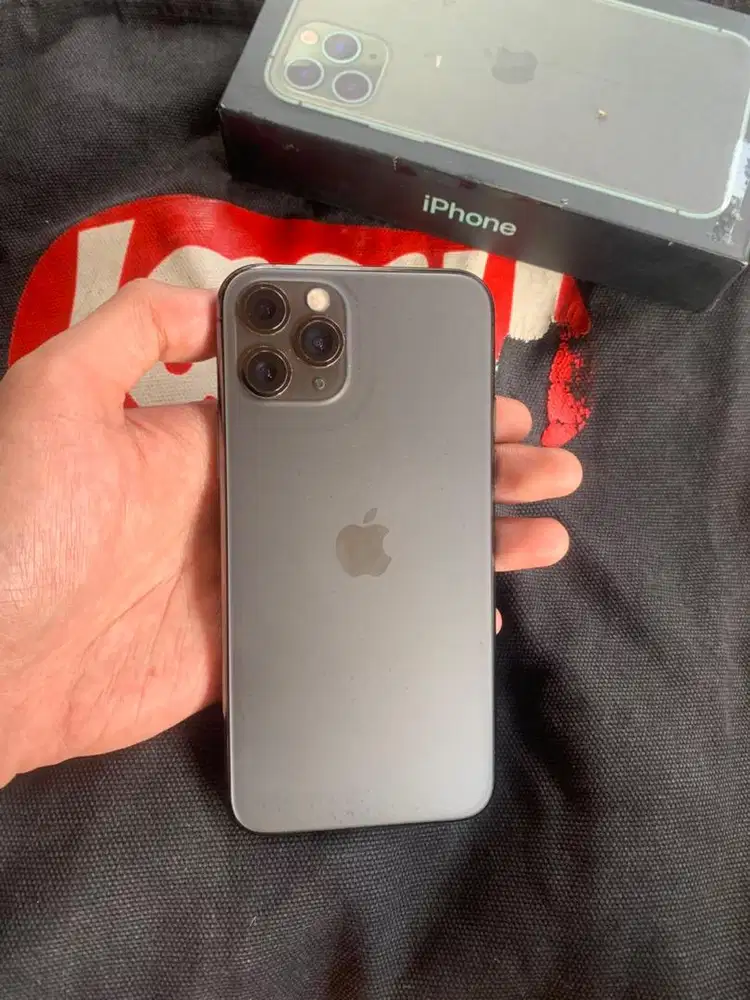 iPhone 11 Pro 64gb inter good condition