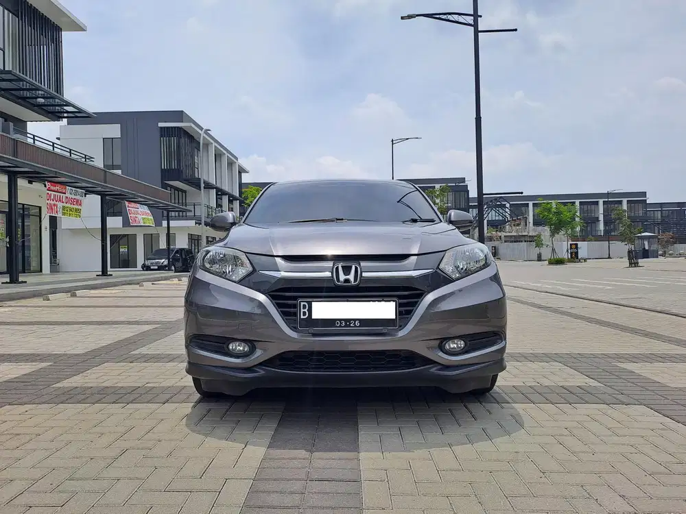 Honda HRV 1.5 E at 2016 Low km 68rb servis record