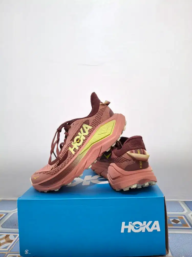 HOKA ONE ONE Challenger 8 Women