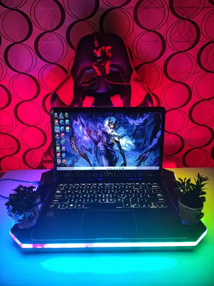 INOVATIVE & FUTURISTIK ASUS ZENBOOK UX370UAR-313 [Ram 16GB ]