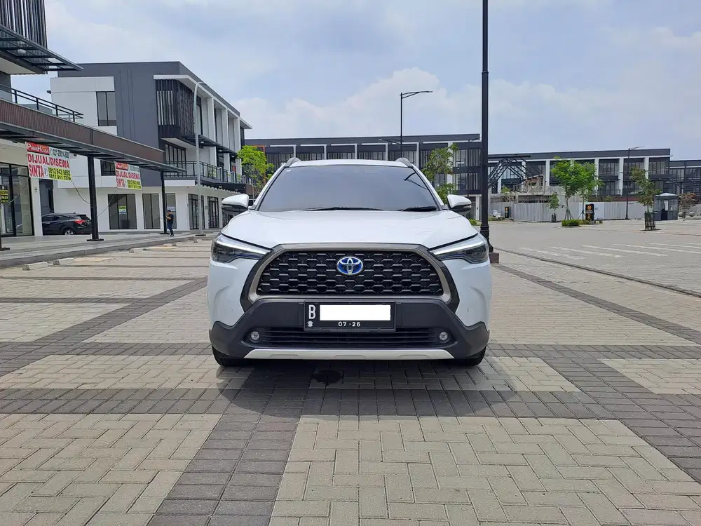 Toyota Corolla Cross HYBRID at 2021 full orisinil