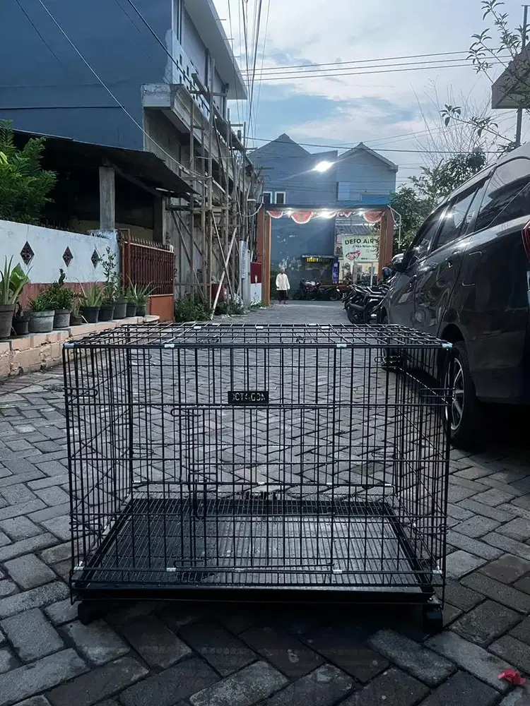 KANDANG MERK OCTAGON K-305 UKURAN 91X56X71 PAKAI RODA
